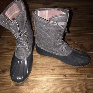 Gray duck boots